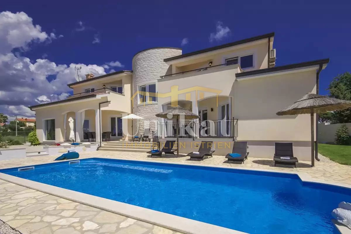 Villa di lusso con fantastica vista sul mare